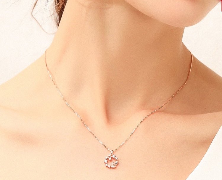 Necklace S925 Garland Flower Pendant - LOVIISA