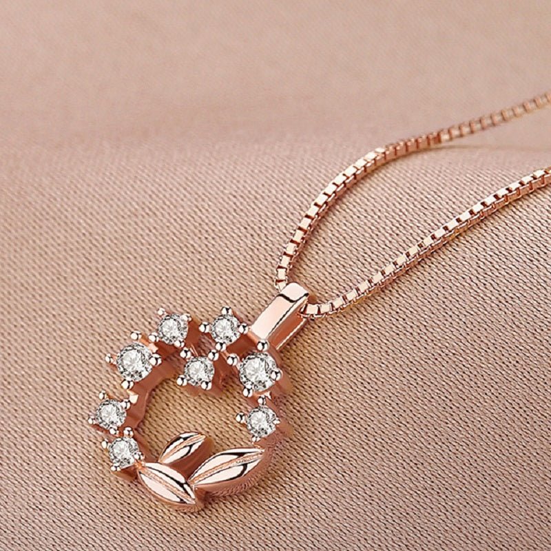 Necklace S925 Garland Flower Pendant - LOVIISA